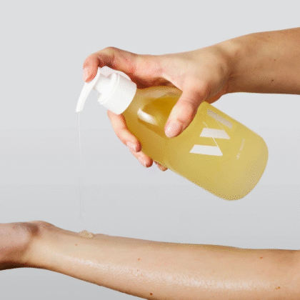 What Matters drėkinanti kūno dušo želė kedras ir mimoza